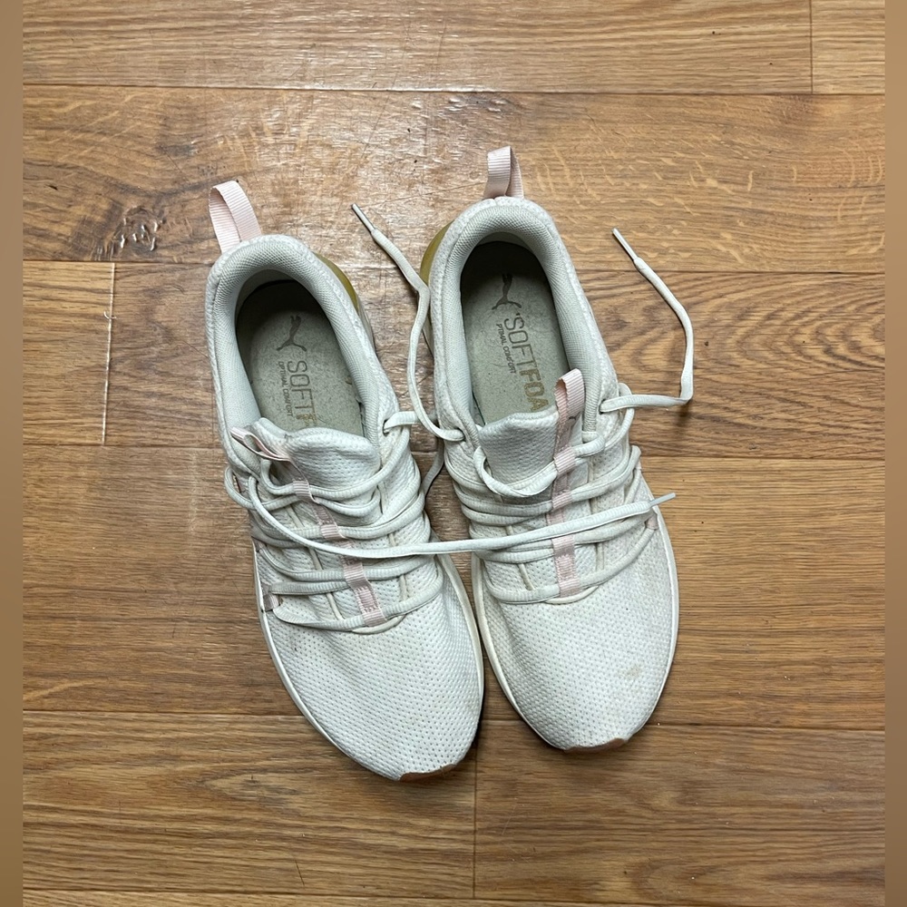 Women’s Puma Prowl